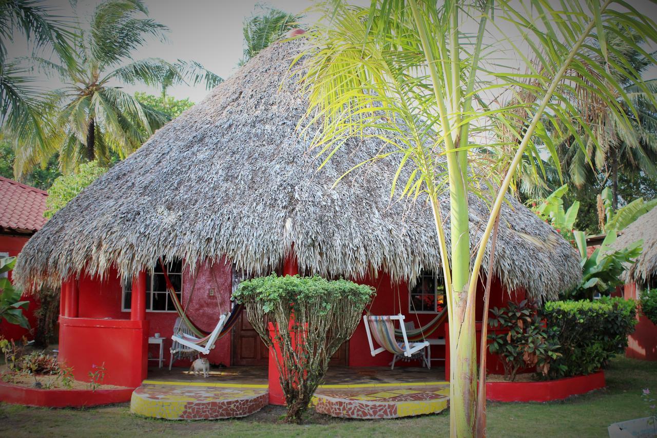 Paraiso Beach Hotel Brig Bay Exterior foto
